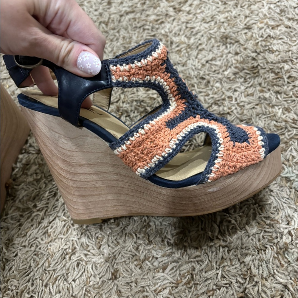 Lucky brand Stylish Wedge Sandals - Navy and Orange size 6